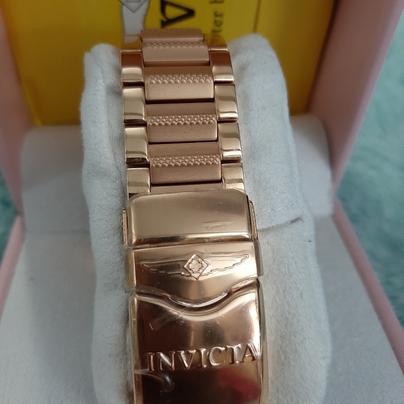 ⏳⏱INVICTA BOLT SPORT ROSE GOLD WATCH Model 12460